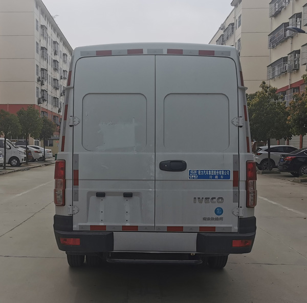 ������CL5041XLCNDP6�����܇