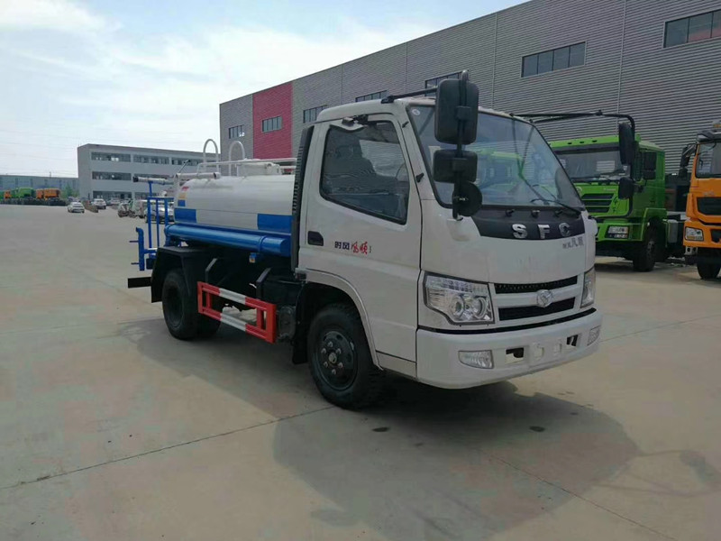 2����ˮ܇������2���{�ƞ�ˮ܇�N�ۏS�҃r�񣬖|�L��ˮ܇�N�۹�˾