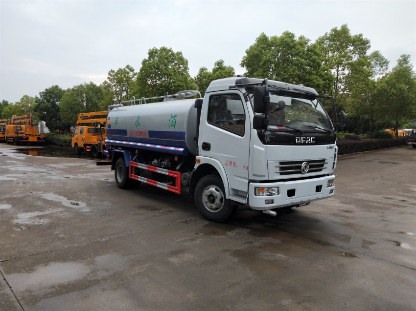 ������8����ˮ܇�N�ۣ������Ж|�L��������ˮ܇���a(ch��n)�S�ң��������F