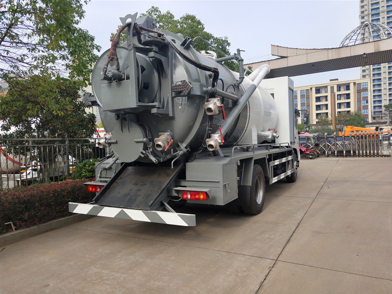 �|�L(f��ng)���\����܇-�|�L(f��ng)���\����܇�S�҃r���r-�|�L(f��ng)���\����܇�S��ֱ�N