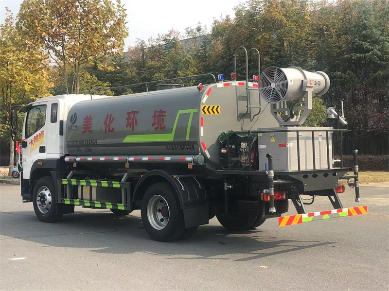 ����12���W⏴��S���։m܇�aƷ��B