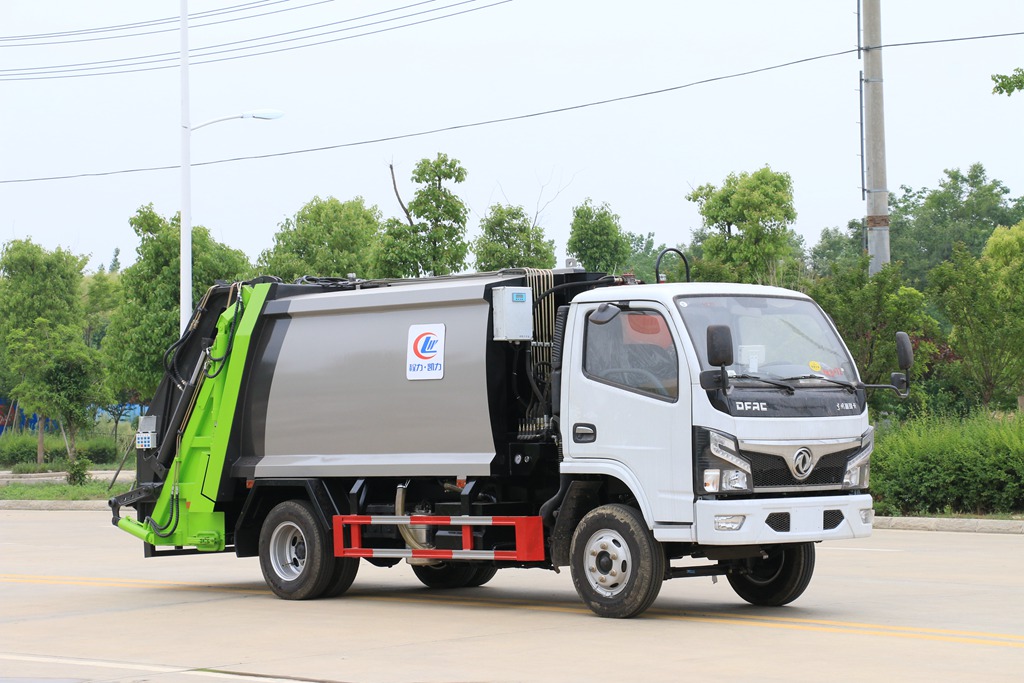 С���𿨉��s����܇